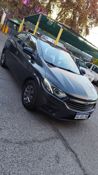 Chevrolet Onix 1.4 Joy Black