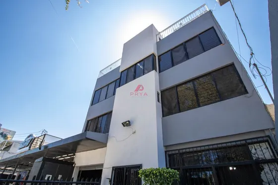 Edificio En Renta En La Colonia Chapalita, Zapopan