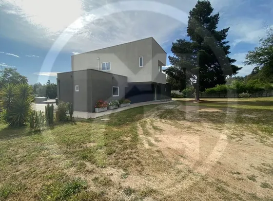 Casa Mediterránea En Quilpué: Diseño Y Natura (126944)