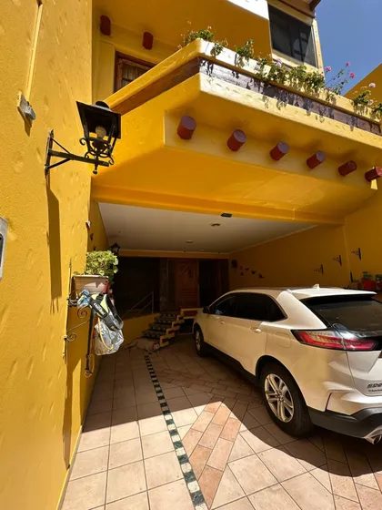 Preciosa Casa Bien Ubicada, Llena De Detalles