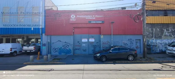 Amplia Bodega Comercial
