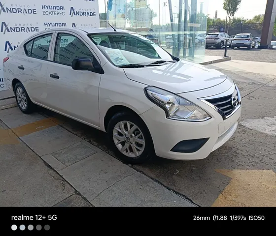 Nissan Versa 1.6 V-drive Mt