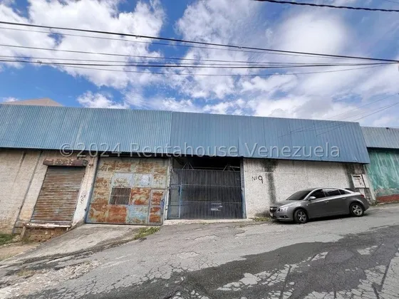 Amplio Galpon En Venta La Yaguara I