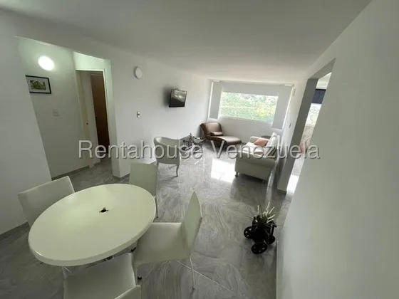 Jg Cod Flex 25-23700 Se Alquila Bello Y Actualizado Apartamento En Los Naranjos Del Cafetal