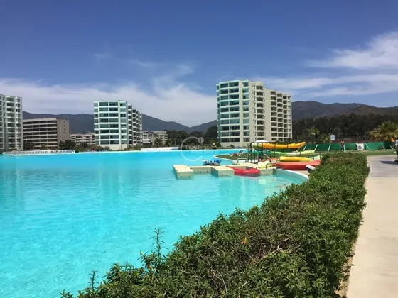 Departamento En Venta De 3 Dorm. En Papudo En Condominio