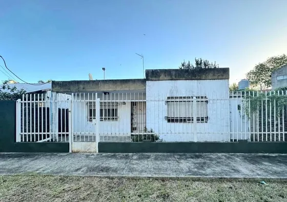  Venta Casa Multifamiliar Merlo Salida A 2 Calles 