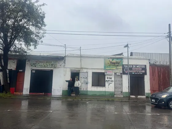 Av. Baqudano Casa Uso Familiar Y Opcion Comercial
