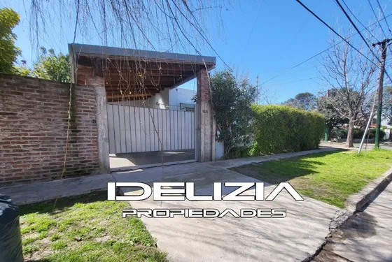Venta De Casa En Ituzaingo Norte