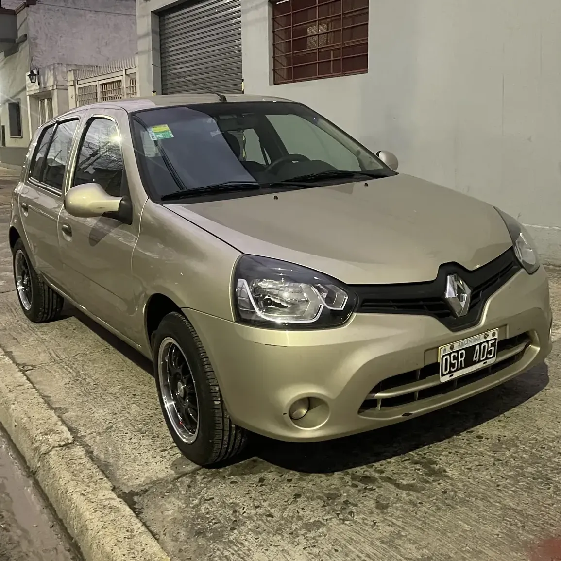 Renault Clio 1.2 Mio Confort Plus Abs Abcp