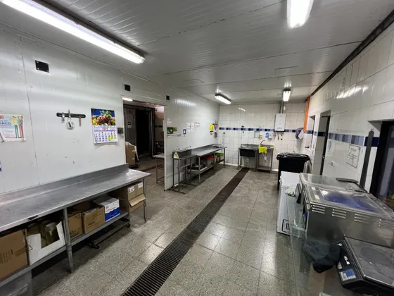 Industrial C/ 2 Cámaras De Frío