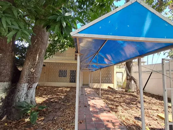 Annic Coronado Casa Comercial Con Amplio Terreno Para Desarrollar Calle Transitada 323975