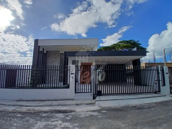 Venta - Casa Moderna En Residencial Don José María, Llanos De Gurabo, Proyecto Cerrado Con Vigilancia 24 Horas Y Control De Acceso, Santiago (hfc-227)
