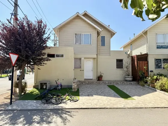 Funcional Casa En Condominio En Buin Oriente