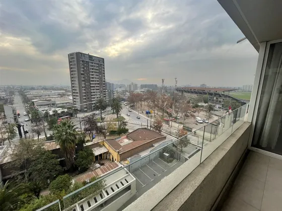 ¡cómodo Y Luminoso Departamento En Hipódromo!