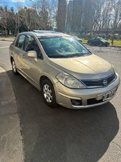 Nissan Tiida 1.8 Acenta