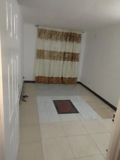 Apartamento 3 Habitaciones 2 Baño Patio Cocina Sala Comedor 