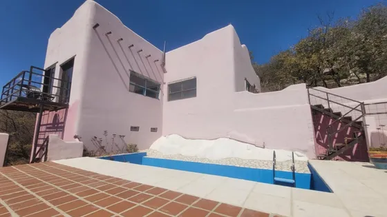 En Venta Casa Con Cabaña En Terreno De 5800 M2 Pileta Cabana Unquillo
