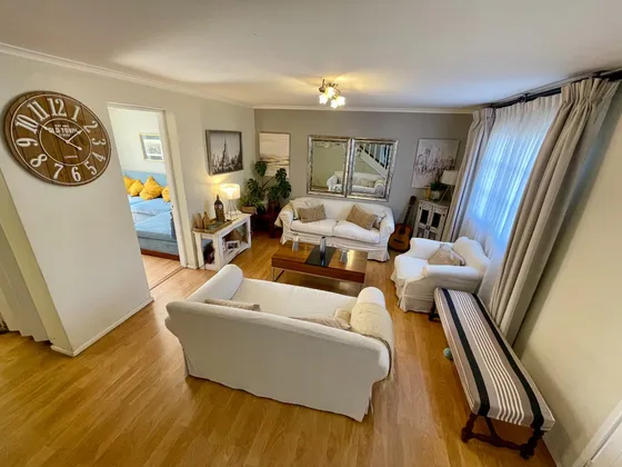 En Venta Hermosa Casa En Sector Residencial De Ñuñoa 