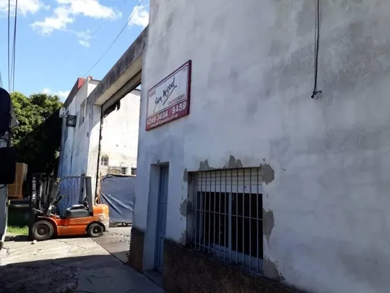 Galpon En Venta En Lanus Oeste