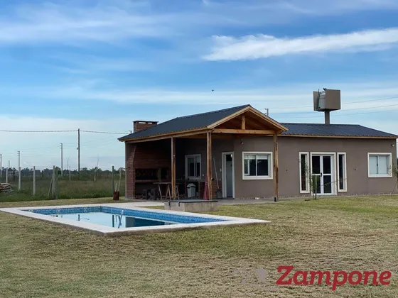 Casa En Venta  Merlo