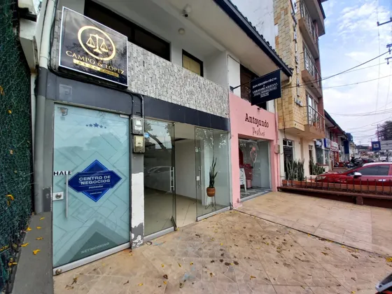 Se Alquila Local Para Empresa Barrio Champagnat