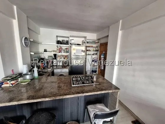 Jmc En Venta Apartamento En Los Palos Grandes, Chacao. 2h, 2b, 1p Mls 25-19812