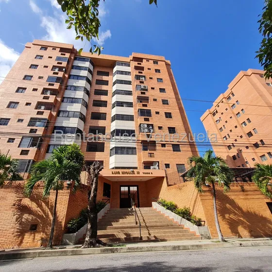 Elim Ojeda Vende Lindo Apartamento En Venta En El Este De La Ciudad Barquisimeto, Urb El Parque Lara