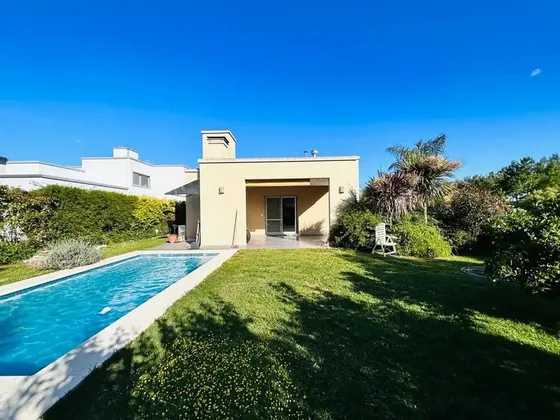 Casa En Alquiler De 2 Dormitorios En Don Joaquín