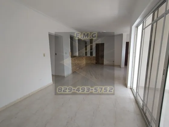 3er Nivel En Los Cerros De Gurabo Amplio Y Remodelado 