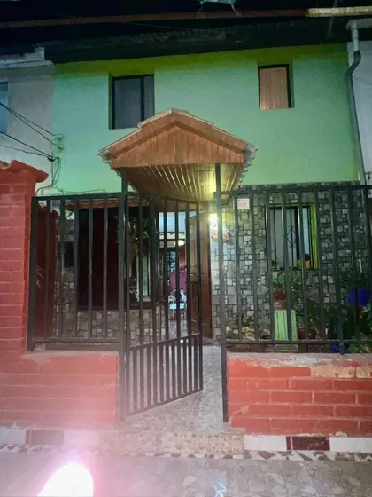 Venta De Casa 3 Dormitorios, La Cisterna