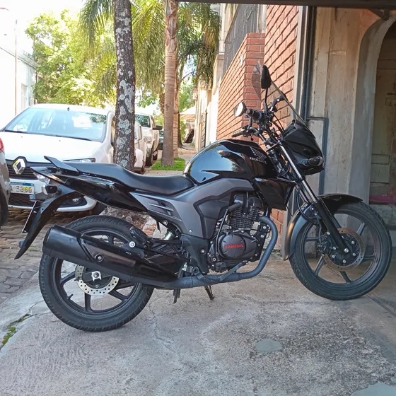 Honda Invicta 150 Cc