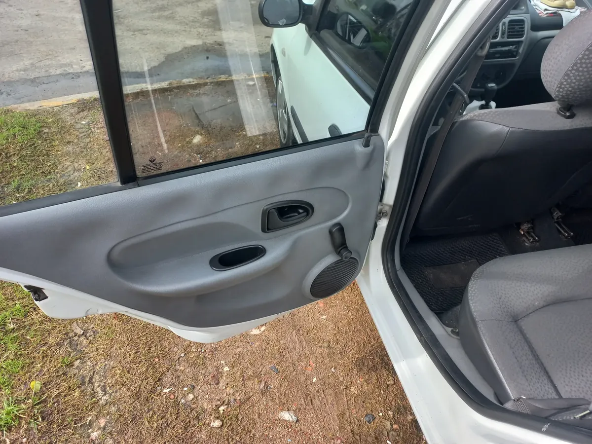 Renault Clio 1.2 Pack535247401937152006