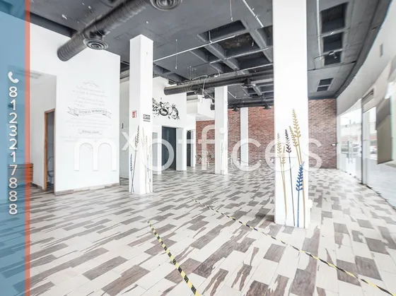 Renta De Local Comerciales De 288.48 M2 Al Poniente De San Pedro