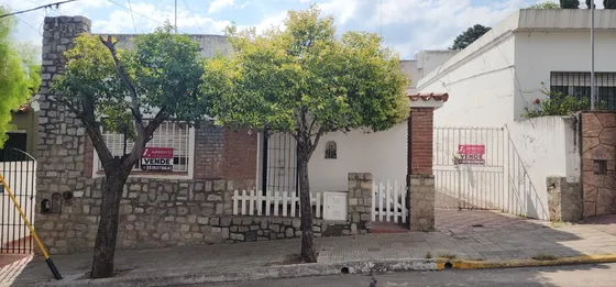 Vendo Casa En Alta Gracia A Dos Cuadras Estancia Jesuítica