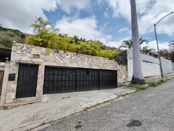 Casa En Venta El Cafetal, Calle El Limón 312m² C / 521m² T, Jg