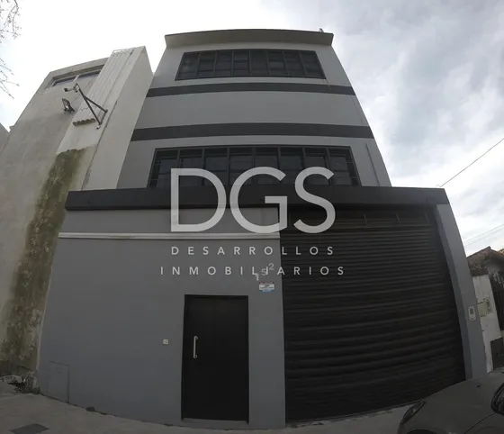Depósito Galpón En Venta Ubicado En Banfield