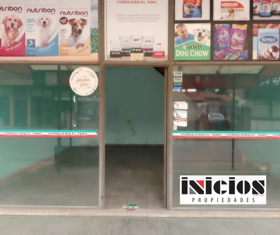 Local En Alquiler Comercial - Carreras N° 1206 - Mar De Ajo - Ac51
