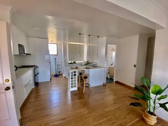 Duplex, Vista Al Mar En Seguro Condominio En Mantagua