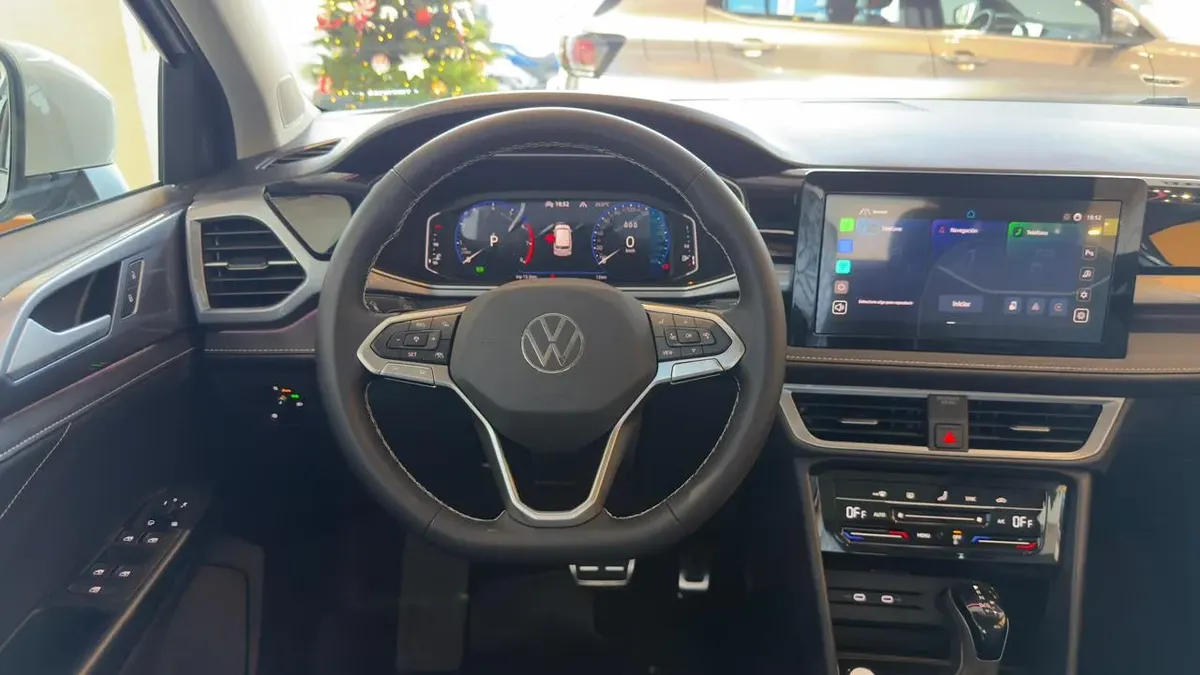 Volkswagen Taos 1.4 250 Tsi Highline Tiptronic5221656316674252811