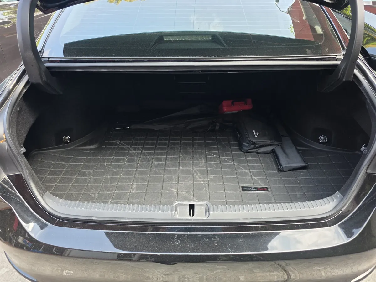 Lexus ES 2.5 Es 300H4269884892204339214