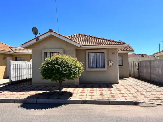 Invierte Y Disfruta: Casa Bosque Mar Algarrobo