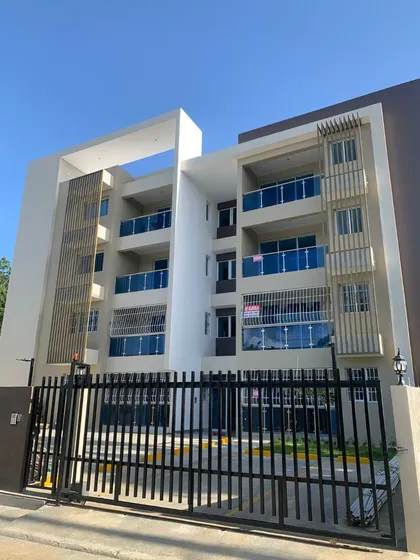 Apartamentos Con Terminacion De Primera En Urbanización Vista Linda 