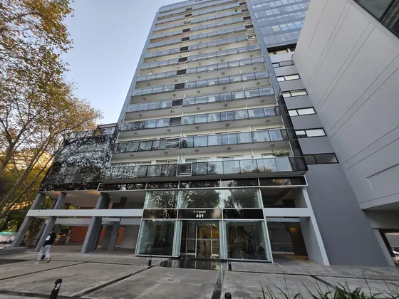 Departamento En Alquiler Anual. Edificio Regata. 