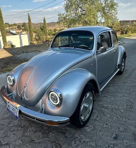 Volkswagen Sedan 1.6
