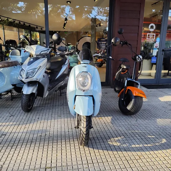Scooter Eléctrico Sunra Grace 800w Litio 22 Moto Urbana