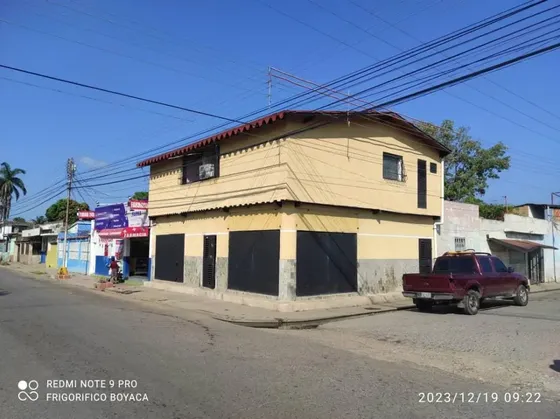 Local Comercial- Anzoategui Barcelona. Avenida Juan De Urpín