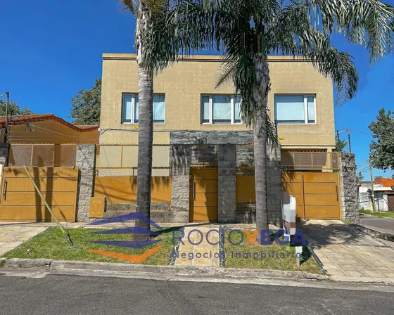 Casa En Venta En Castelar