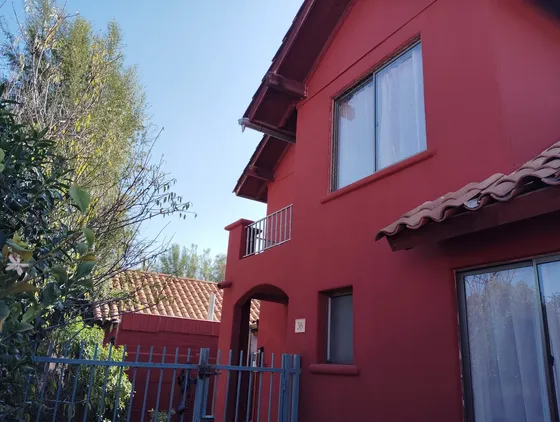 Se Vende Linda Casa En Hacienda El Peñon, Puente Alto