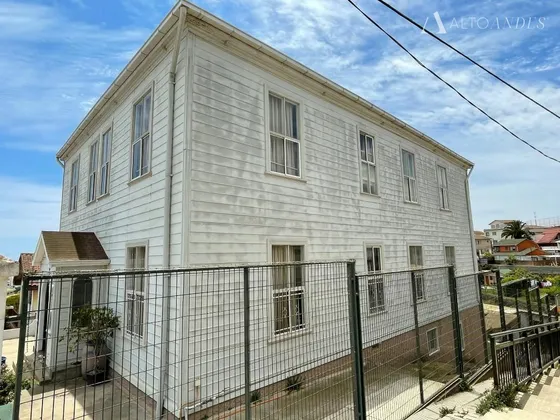 Casa En Venta De 38 Dorm. En Valparaíso