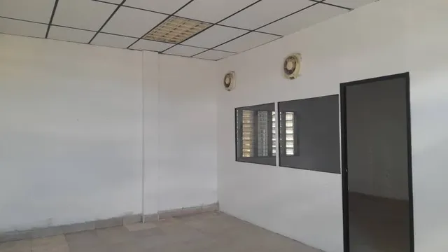 (gb989) En Alquiler Locales Comerciales  Casa De Marcas